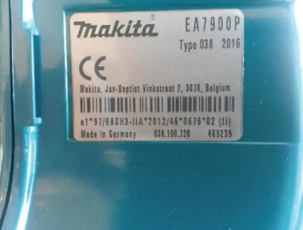 Foto do aviso oficial: Makita Power Chain Saw Motosserra — risco: Cortes