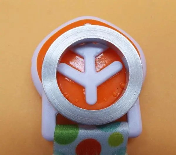 Photo de l’avis officiel: Playgro Pacifier Clip Porte-soleil — risque: Etranglement & Suffocation