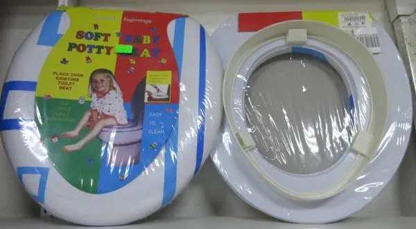 Foto del aviso oficial: Beautiful Beginnings Soft Baby Potty Seat Asiento de inodoro de plástico para niños — riesgo: Riesgos químicos