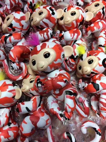Foto dell’avviso ufficiale: Shatchi Finger monkey Giocattolo di plastica — rischio: Rischio chimico