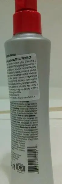 Foto aus der offiziellen Meldung: Farouk CHI® Total Protect Defense Lotion Schützende Haarlotion — Risiko: Chemikalie
