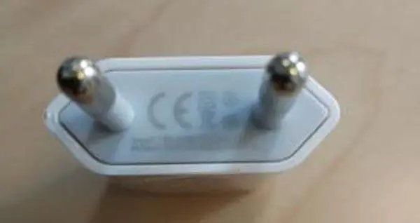Photo de l’avis officiel: SBOX Chargeur USB — risque: Choc électrique