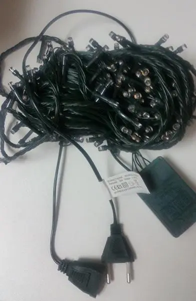 Photo from the official notice: Vianocne lampicky 300 LED lighting chain — electric shock risk