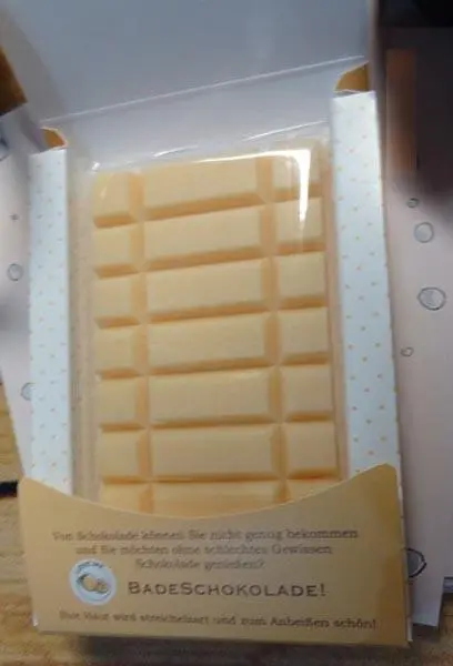 Foto aus der offiziellen Meldung: Badefee Love me Badeseife — Risiko: Ersticken