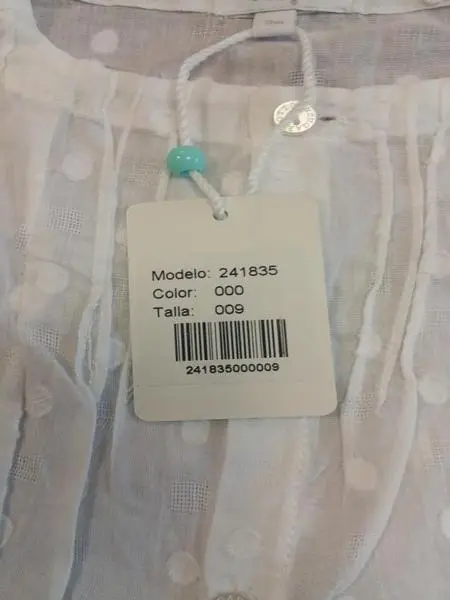 Photo from the official notice: Cotton &amp; Sugar babies' clothing — choking risk (A12/0894/18)