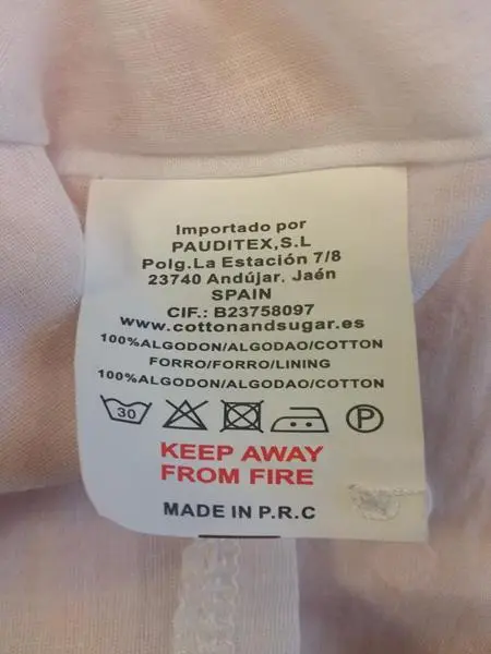 Photo from the official notice: Cotton &amp; Sugar babies' clothing — choking risk (A12/0894/18)
