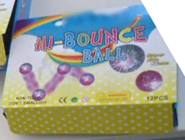 Foto aus der offiziellen Meldung: BEACH WORLD Bounce Ball Kugeln mit elastischer Kordel (Yo-Yo Kugeln) — Risiko: Strangulierung