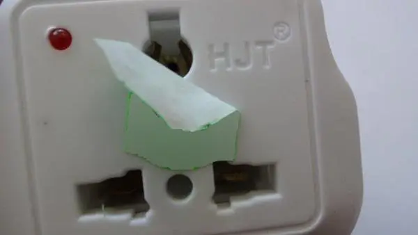 Photo from the official notice: Hjt plug adaptor — electric shock risk