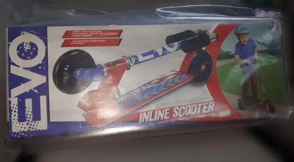 Foto aus der offiziellen Meldung: EVO Inline Scooter Kickroller — Risiko: Einklemmen