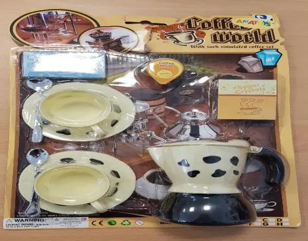 Foto dell’avviso ufficiale: Amatoys ‘Pizza Funny’ and ‘Coffee World’ Set da cucina giocattolo — rischio: Ostruzione delle vie aeree