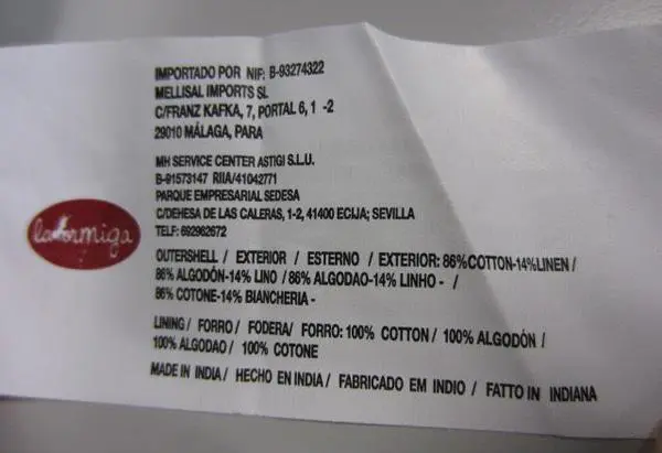 Photo from the official notice: La Ormiga babies' clothing set — choking risk (A12/1069/18)