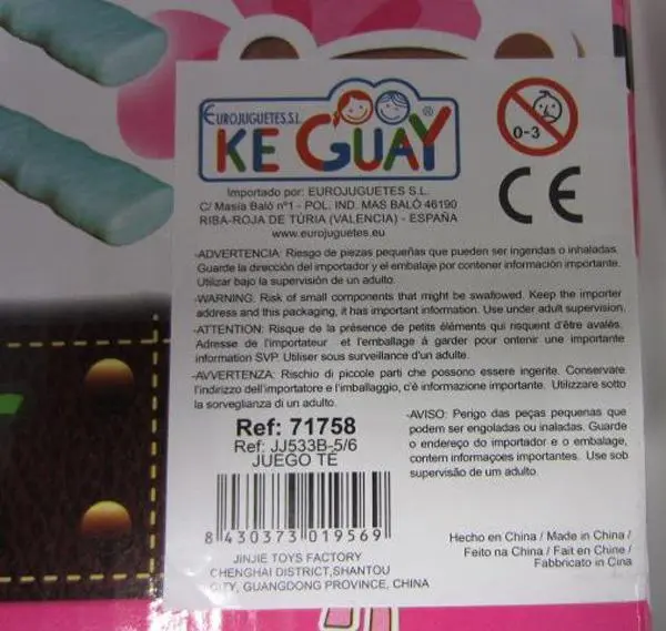 Foto aus der offiziellen Meldung: KE GUAY Luci - Kitchen and Tea Set Teeset — Risiko: Ersticken