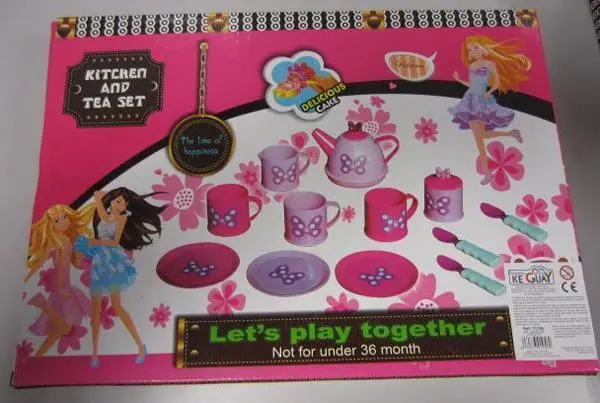 Foto aus der offiziellen Meldung: KE GUAY Luci - Kitchen and Tea Set Teeset — Risiko: Ersticken