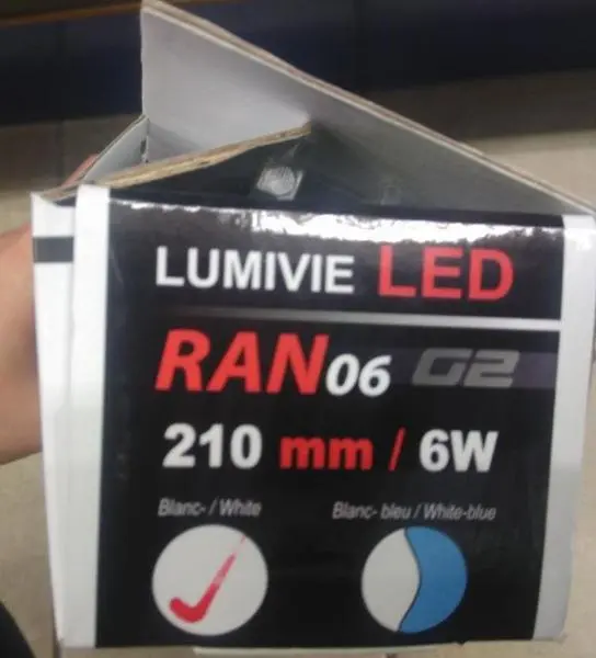 Foto aus der offiziellen Meldung: AQUAVIE LUMIVIE LED / Aquarium LED Lighting Aquarienlampe — Risiko: Elektrischer Schlag