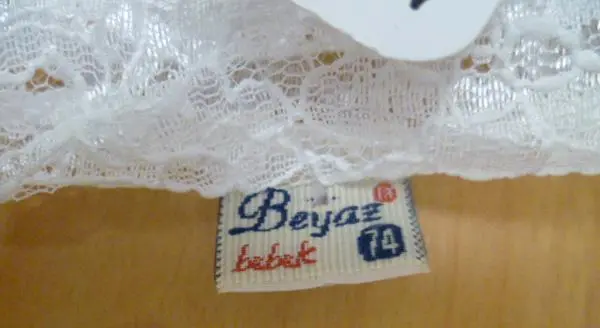 Foto do aviso oficial: Beyaz bebek Güpürlü Çıtçıtli Badi Roupa de bebé — risco: Engasgamento