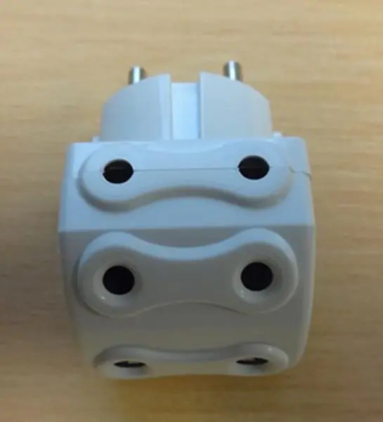 Foto do aviso oficial: Far Multiplug — risco: Choque elétrico