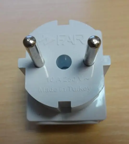 Foto do aviso oficial: Far Multiplug — risco: Choque elétrico