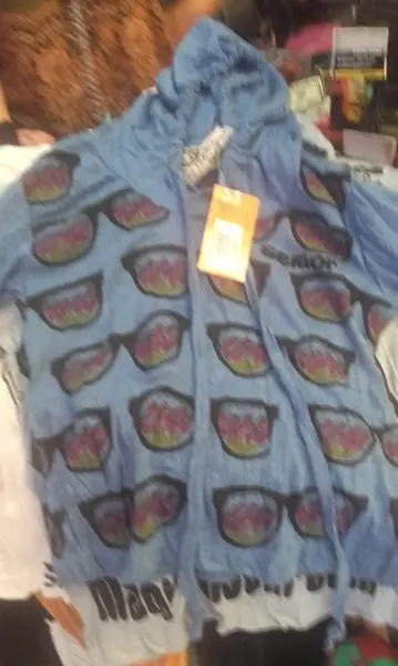 Foto aus der offiziellen Meldung: SENIOR Kinder Sweatshirt — Risiko: Strangulierung