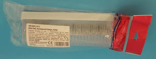 Foto aus der offiziellen Meldung: HOҐOZ LOLLY fali, mennyezeti lámpa, fehér Leuchtkörper — Risiko: Elektrischer Schlag