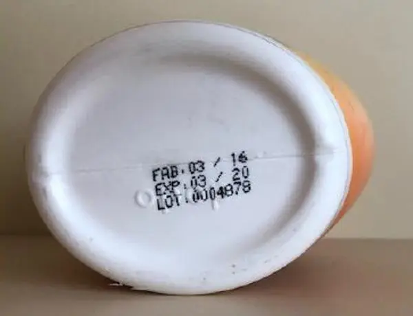 Foto dell’avviso ufficiale: Clinic Clear Whitening Body Cream Crema schiarente per la pelle — rischio: Rischio chimico