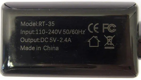 Foto aus der offiziellen Meldung: 4-OK Home charger 2.4A Ladegerät für Mobiltelefone — Risiko: Elektrischer Schlag