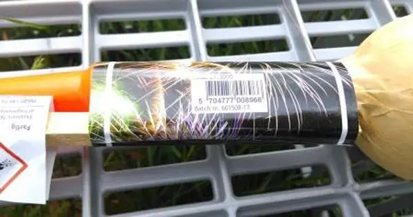 Photo de l’avis officiel: Fyrværkerieksperten a/s Big Bang Feux d’artifice — risque: Brûlures