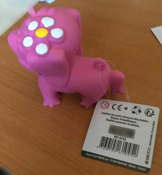 Foto do aviso oficial: Tous à la plage Bébé chien lumineux Brinquedo luminoso — risco: Engasgamento