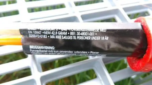 Photo from the official notice: LCH Fireworks A/S Astronaut — burns & injuries risk