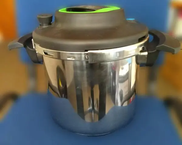 Foto dell’avviso ufficiale: Artmétal Stainless steel pressure cooker Pentola a pressione — rischio: Ustioni & Incendio