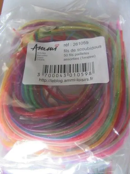 Photo from the official notice: Ammi Fils de scoubidous plastic strings — chemical risk (A12/1513/18)