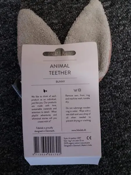 Photo de l’avis officiel: Fabelab Animal Teether - Bunny Dentelle de bébé — risque: Étouffement