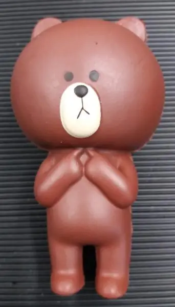 Photo from the official notice: Super Cute 11CM Squishy Brown Bear squeezable toy — choking & suffocation risk