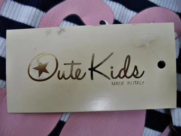 Photo de l’avis officiel: Oute Kids T-shirt pour filles — risque: Blessures (A12/1646/18)