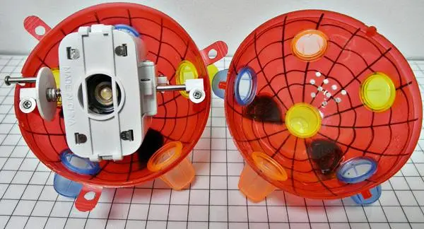 Photo from the official notice: JUNSHENG TOYS plastic ball — choking risk