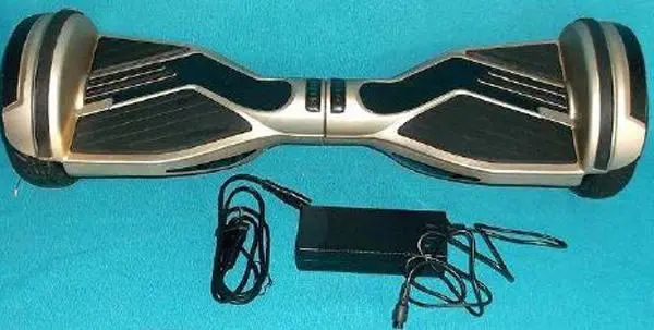 Photo de l’avis officiel: Alpha Ride smartboard alpha I5 Scooter auto-équilibrage (hoverboard) — risque: Choc électrique & Incendie