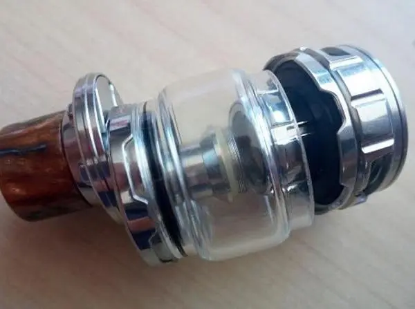 Foto aus der offiziellen Meldung: ELEAF iJUST 3 E-Zigarette — Risiko: Chemikalie