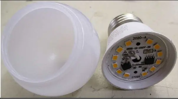 Photo from the official notice: 5pcs LED Bulb Set (Warm White/Cold White) — electric shock risk