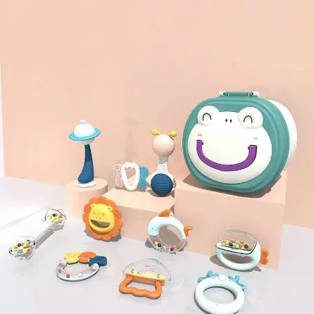 Photo from the official notice: Baby Rattle Set in Teddy Bear Case sold via AliExpress — choking risk