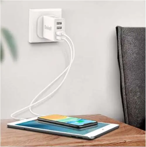 Photo from the official notice: Beikell USB Plug Charger, 4-Port USB Wall Charger Power Adapter sold via Amazon — electric shock risk
