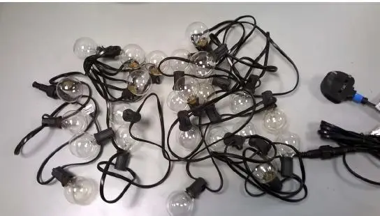 Photo from the official notice: Globe Festoon String Light Bulb Chain 27ft sold via Amazon — electric shock risk