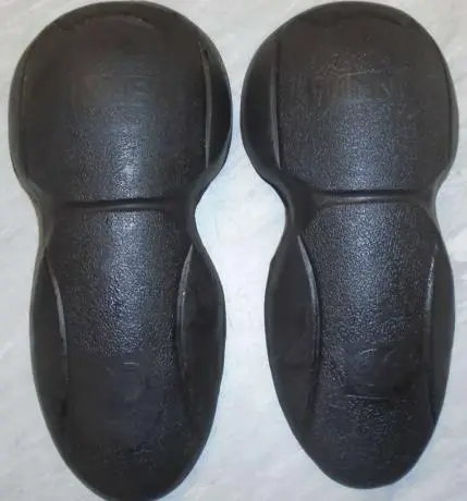 Photo from the official notice: Jet Women’s Motorcycle Trousers sold via Amazon — injuries risk