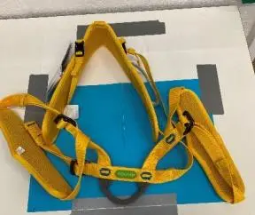 Photo from the official notice: LXINSHU Half Body Climbing Harnesses — falls risk