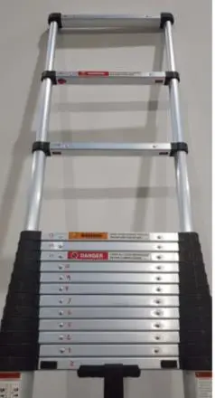 Photo from the official notice: Nassboards Telescoping Ladder sold via Amazon — fire risk