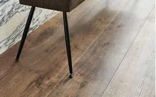 Photo from the official notice: Next – Hamilton Benches — injuries risk