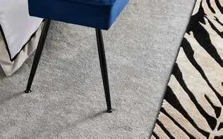 Photo from the official notice: Next – Hamilton Benches — injuries risk
