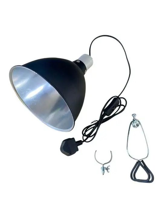 Photo from the official notice: Nomoy Pet Reptile Heat Lamp — electric shock risk