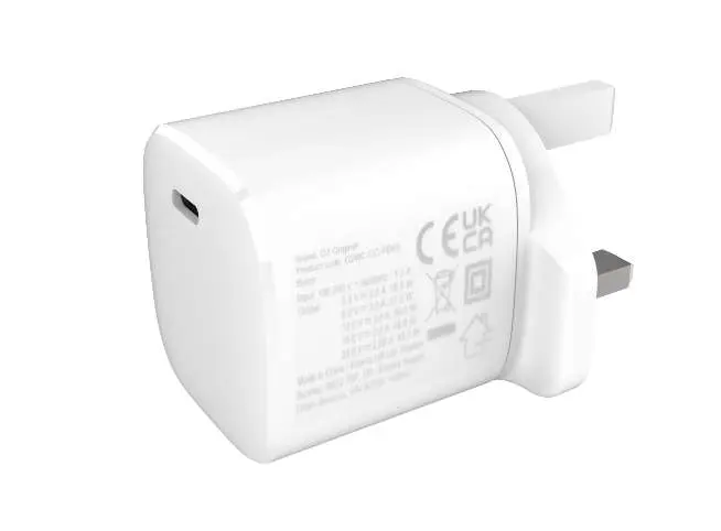Photo from the official notice: O2 Original 20W and 45W Wall Chargers AKOC20WN and AKO45UWN — health risk