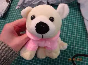 Photo from the official notice: TheBigThumb Cute Bear-Shaped Plush Bag Handbag Purse — choking risk