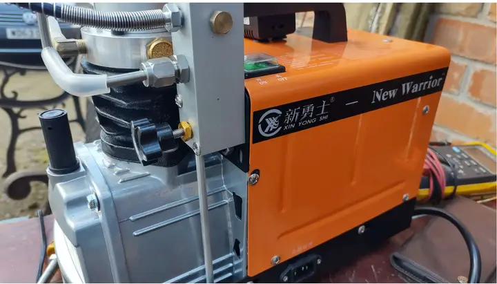 Photo from the official notice: Two Air Compressors sold via Amazon (2302-0117, 2303-0013) — electric shock risk