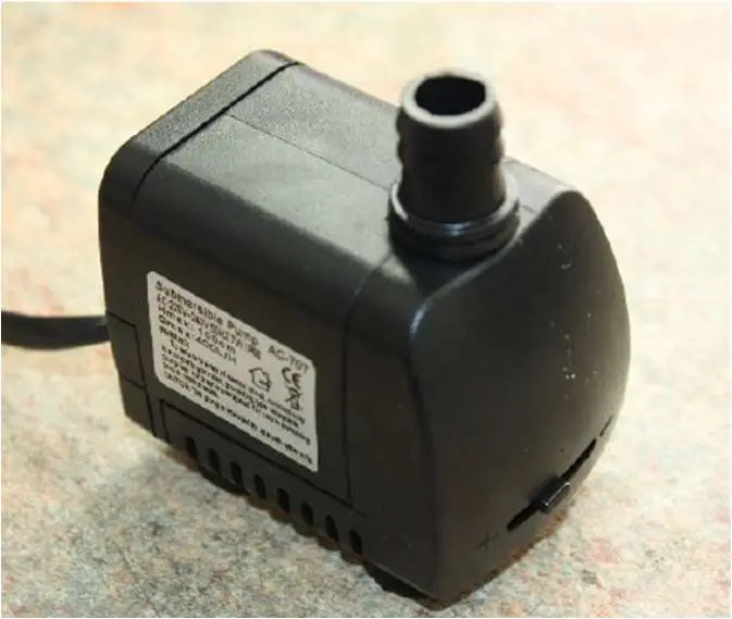 Photo from the official notice: Vevor Water Distiller AC-707 (2208-0167 and 2211-0025) — electric shock risk